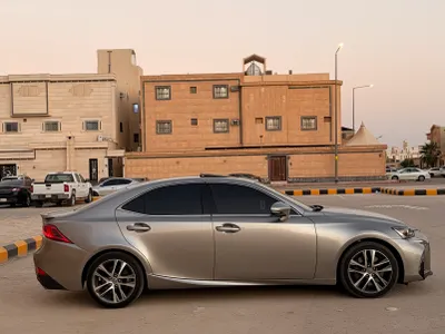 2019 Lexus IS 300