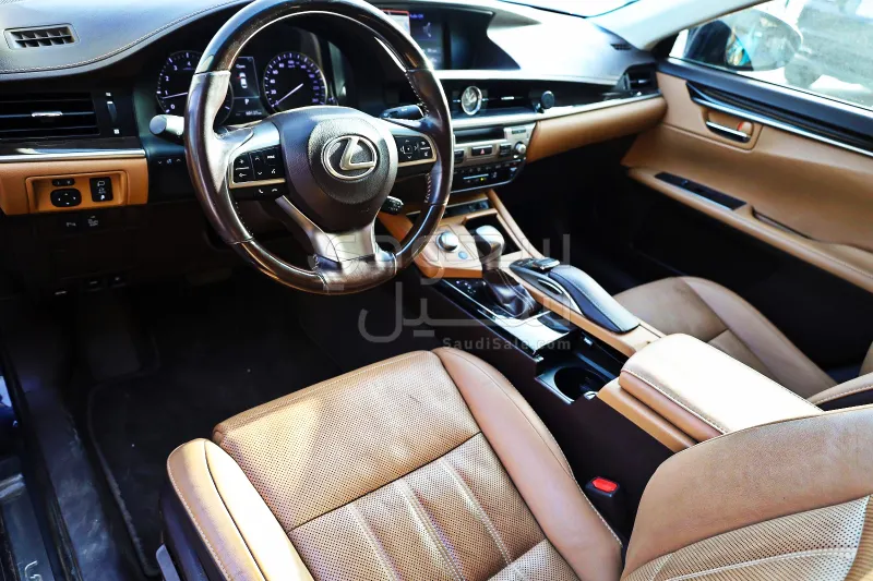 2018 Lexus ES 350