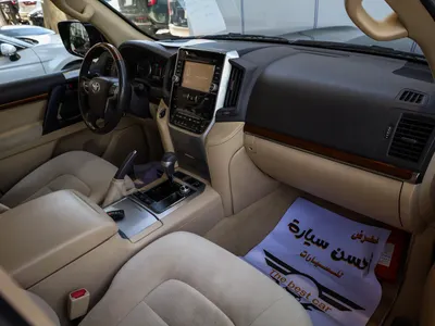 2016 تويوتا لاند كروزر جي اكس ار