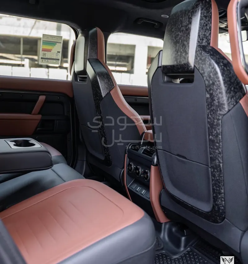 2026 Land Rover Defender Octa