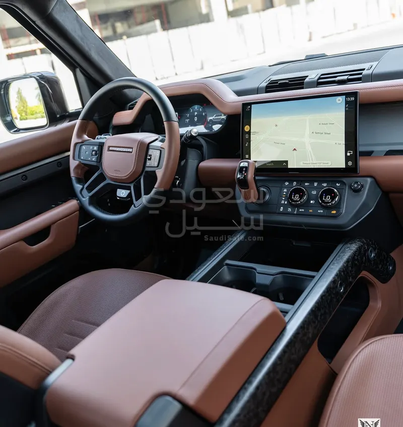 2026 Land Rover Defender Octa