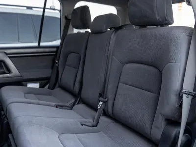 2018 Toyota Land Cruiser G
