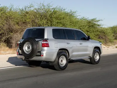 2018 Toyota Land Cruiser G