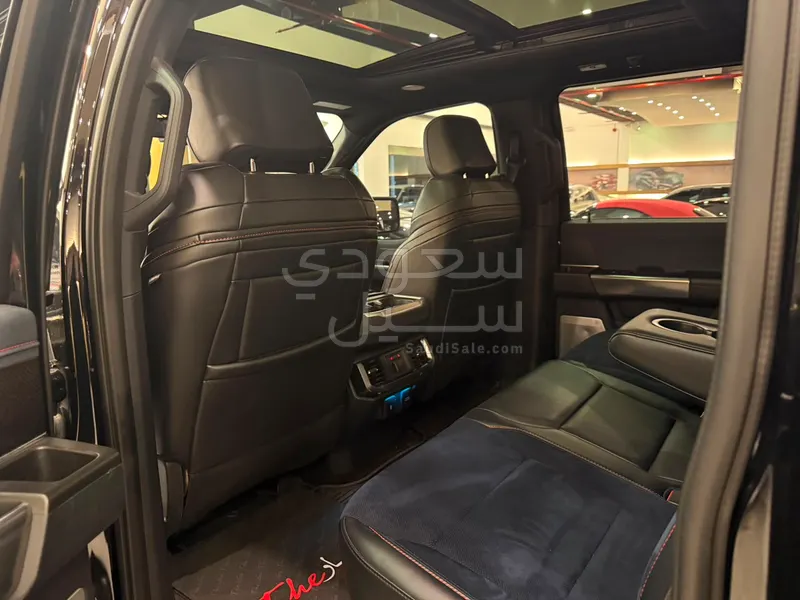 2022 فورد اف 150 رابتور