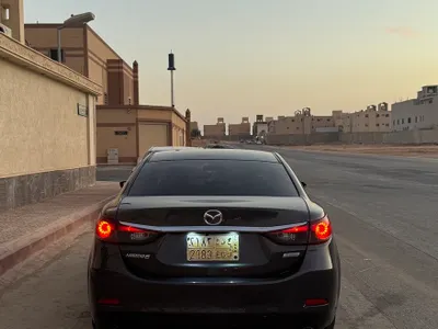2015 مازدا مازدا 6