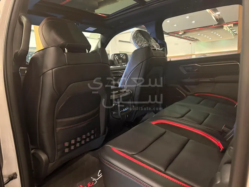 2025 دودج رام ار اتش او