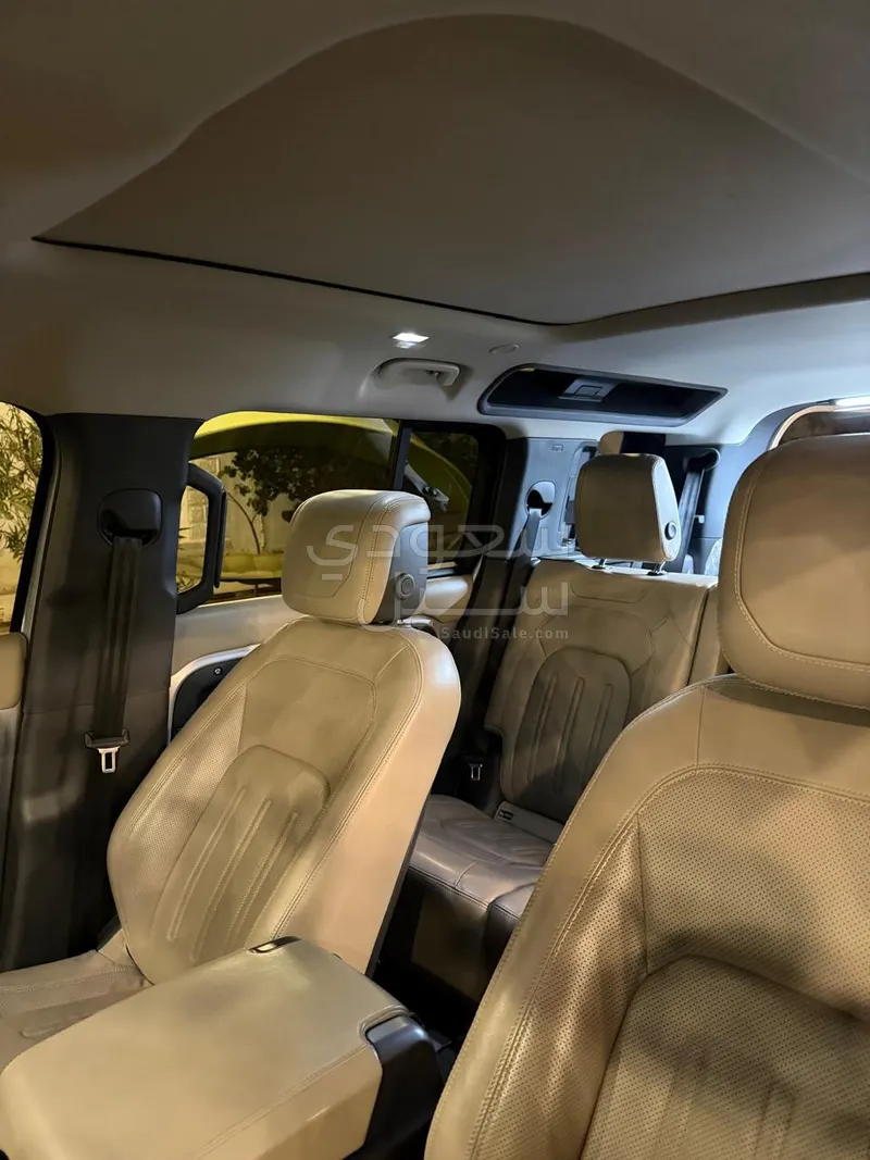 2020 Land Rover Defender 110