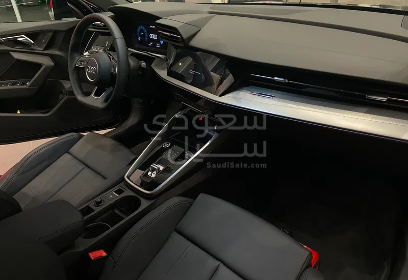 2022 اودي اي 3 30 تي اف اس اي