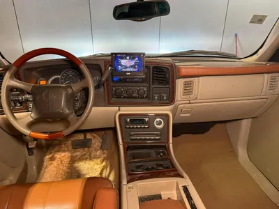 2002 كاديلاك اسكاليد سبورت