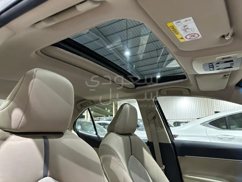 2022 Toyota Camry GLE