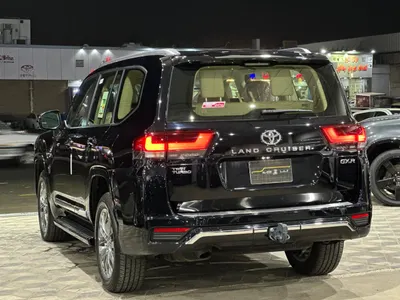 2024 Toyota Land Cruiser GXR
