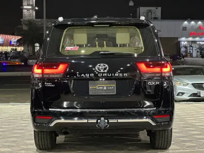 2024 Toyota Land Cruiser GXR