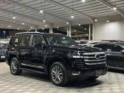 2024 Toyota Land Cruiser GXR