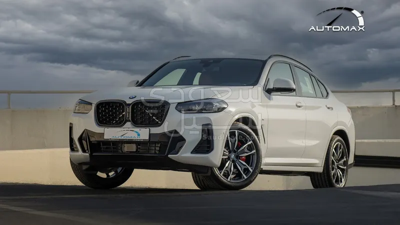 2025 BMW X Series 4