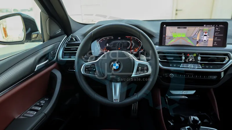 2025 BMW X Series 4