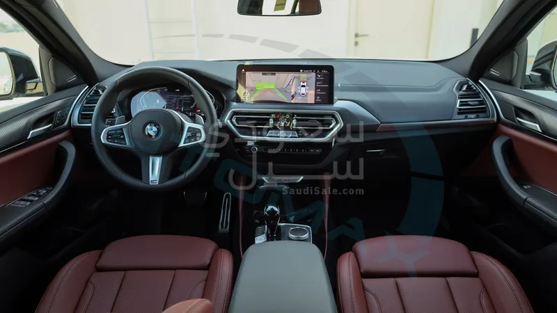 2025 BMW X Series 4
