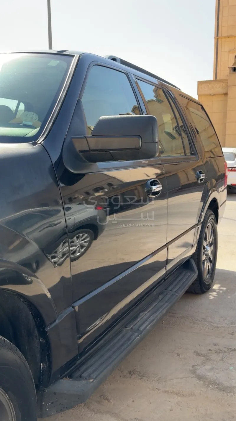 2013 Ford Expedition XLT