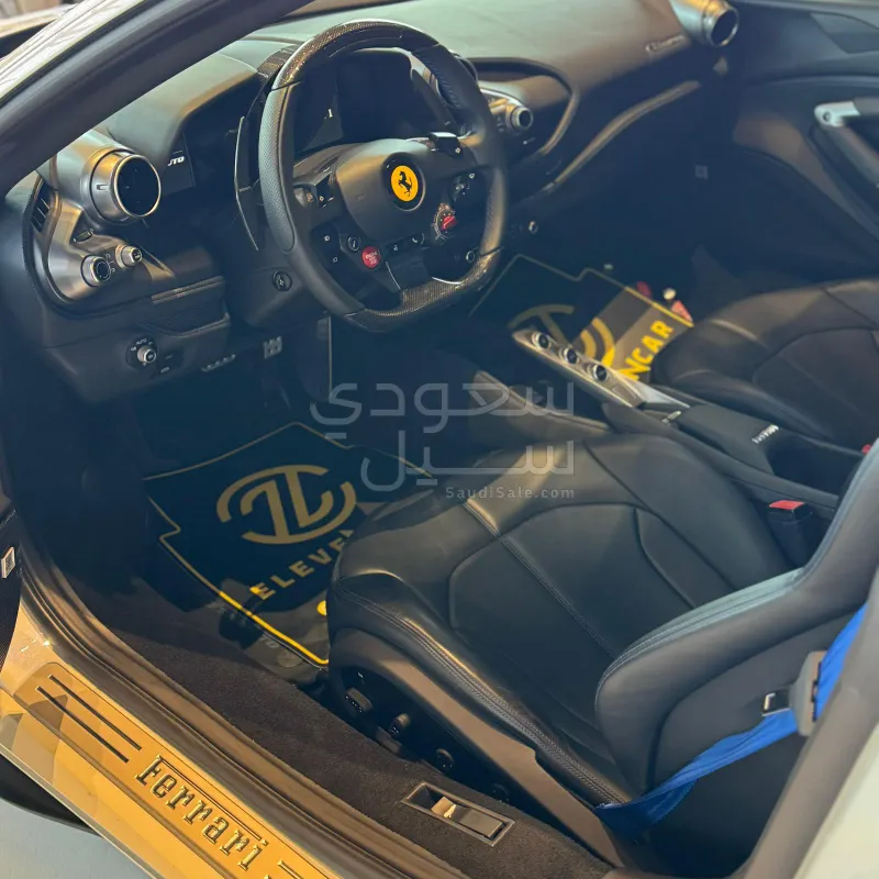 2021 Ferrari F8