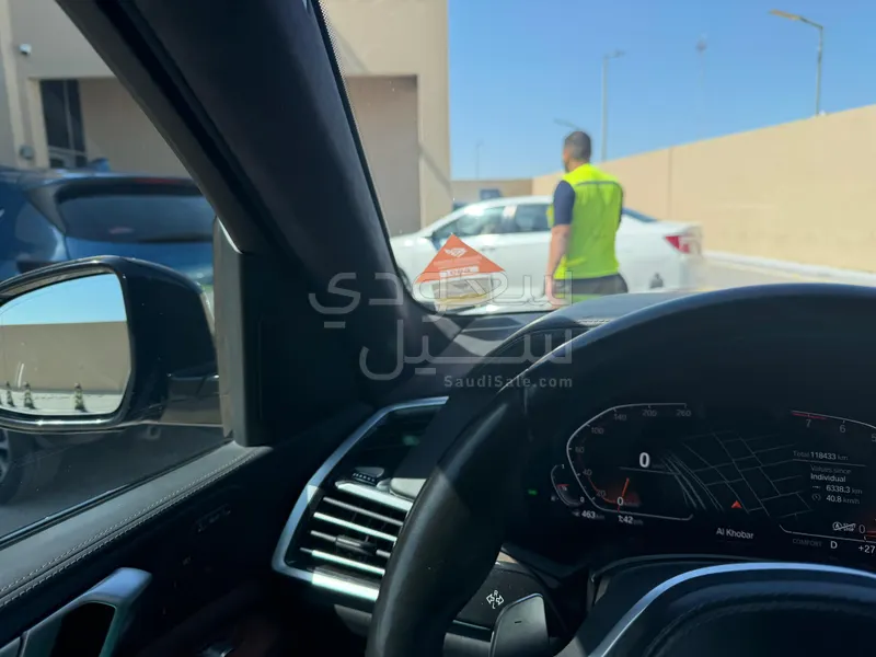 2022 بي ام دبليو الفئة اكس 7 إم كت