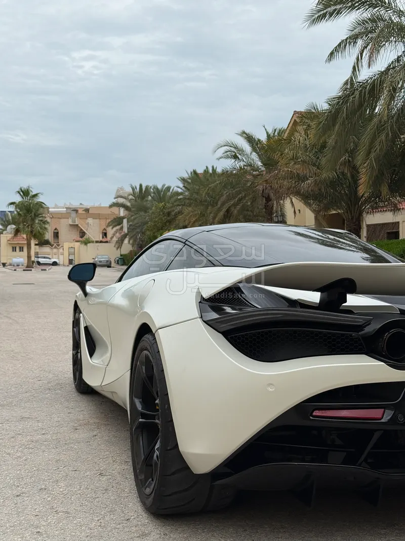 2019 مكلارين 720 إس