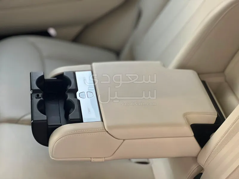 2024 لاند روفر رينج روفر فوج اس اي