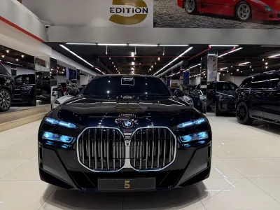 2024 بي ام دبليو الفئة السابعة 735أي