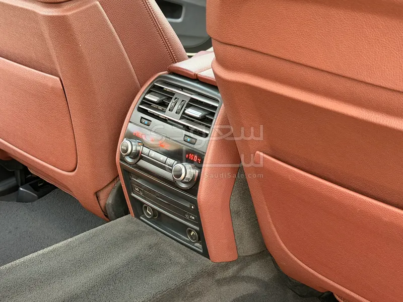 2014 بي ام دبليو الفئة السابعة 740 إل أي