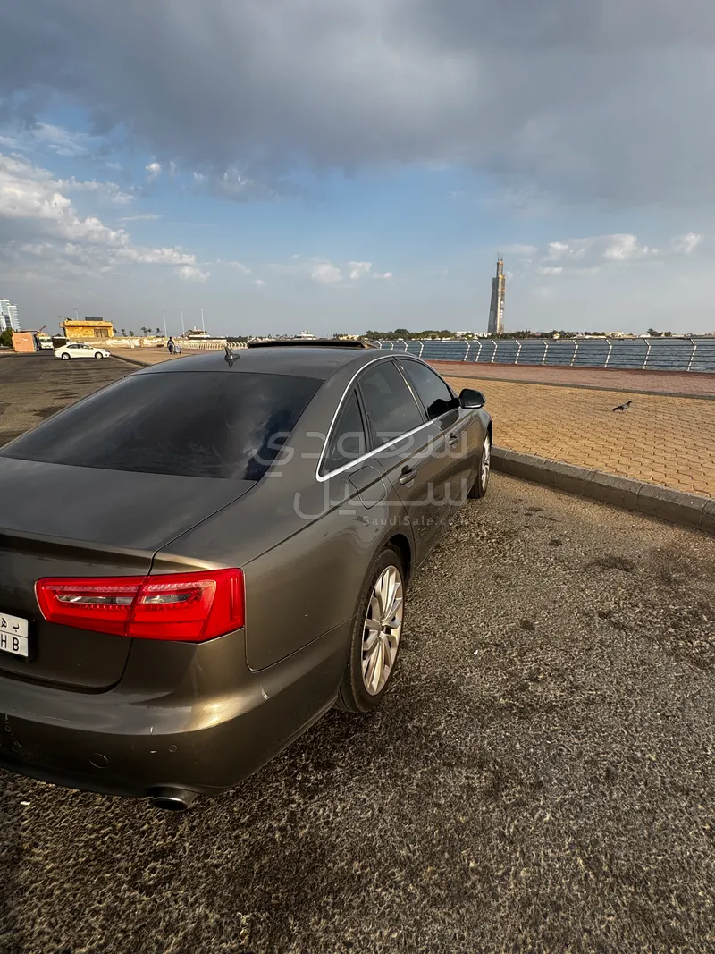 2013 اودي اي 6