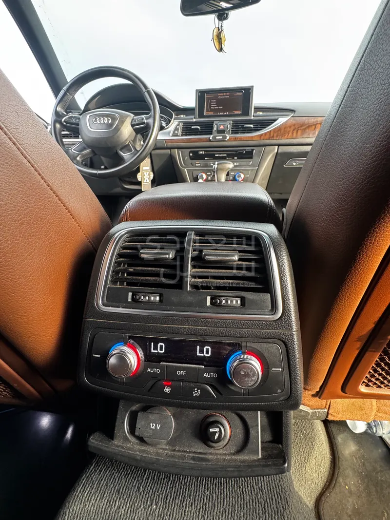 2013 اودي اي 6