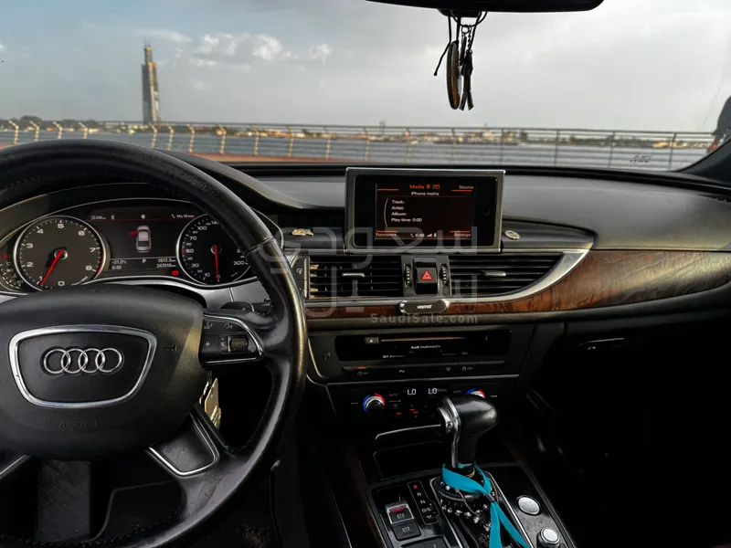 2013 اودي اي 6