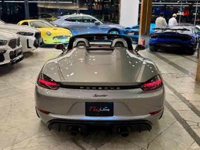 2020 بورش 718 جي تي 4