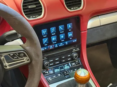 2020 بورش 718 جي تي 4