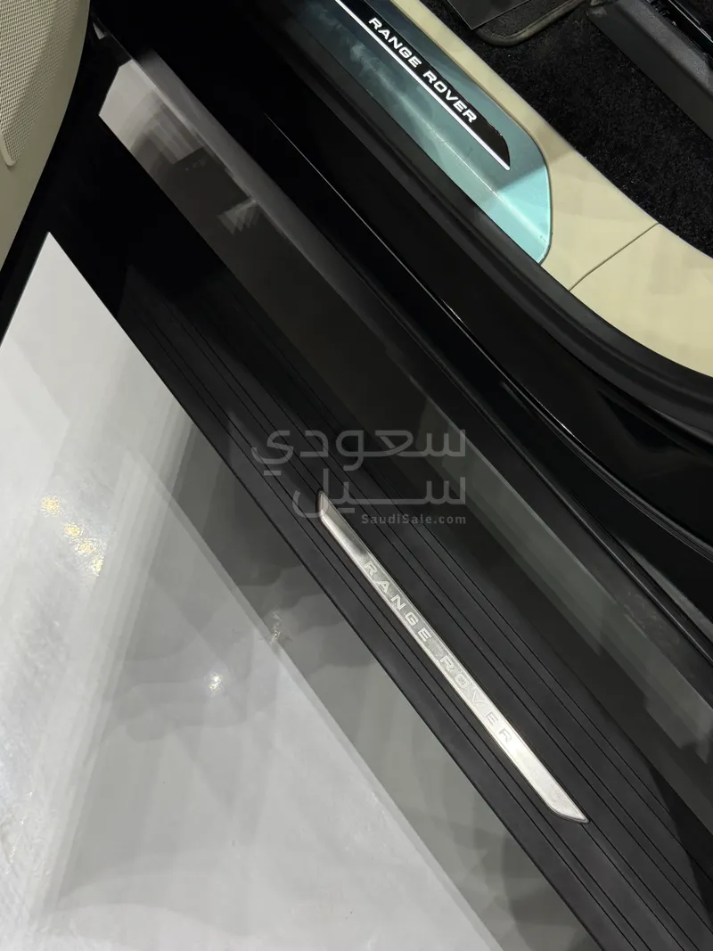 2026 لاند روفر رينج روفر اتش اس اي