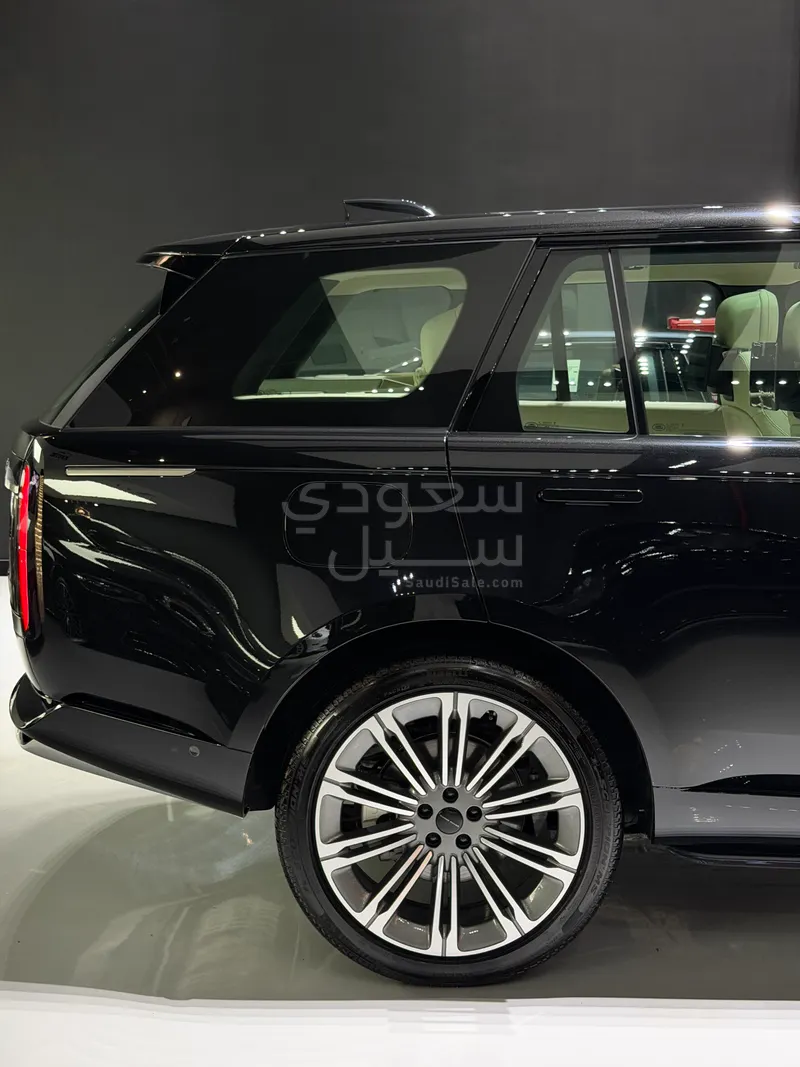 2026 لاند روفر رينج روفر اتش اس اي