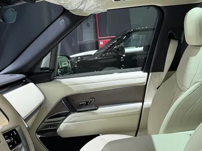 2026 لاند روفر رينج روفر اتش اس اي