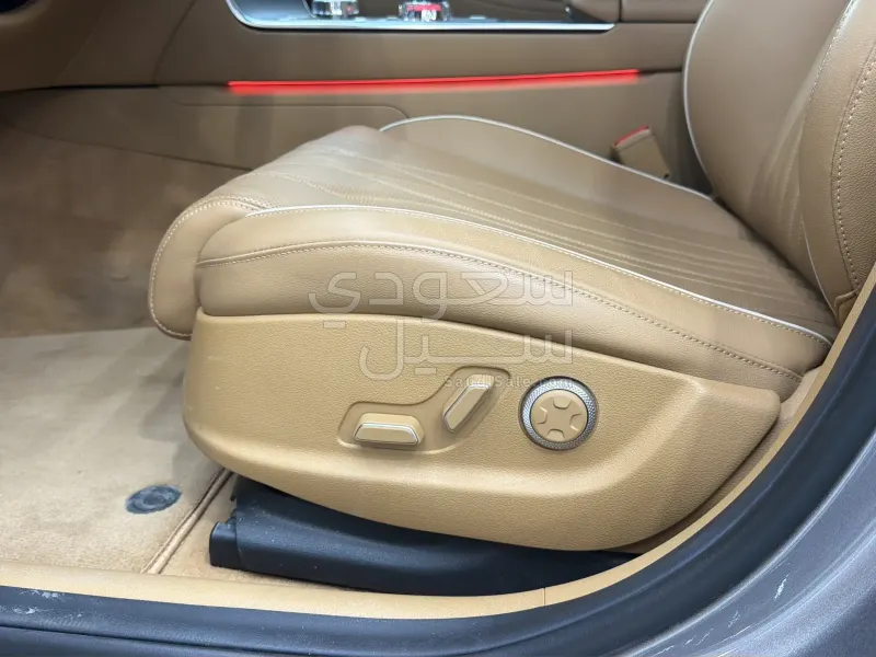 2026 Genesis G 80