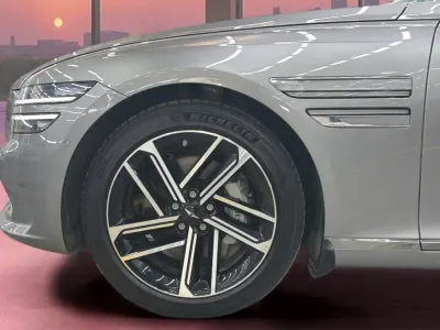 2026 Genesis G 80