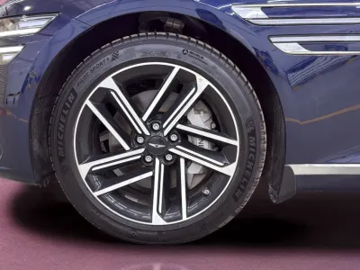 2026 Genesis G 80