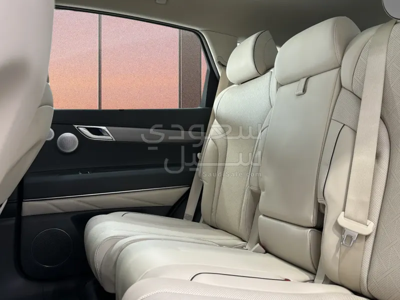 2026 Genesis GV 80