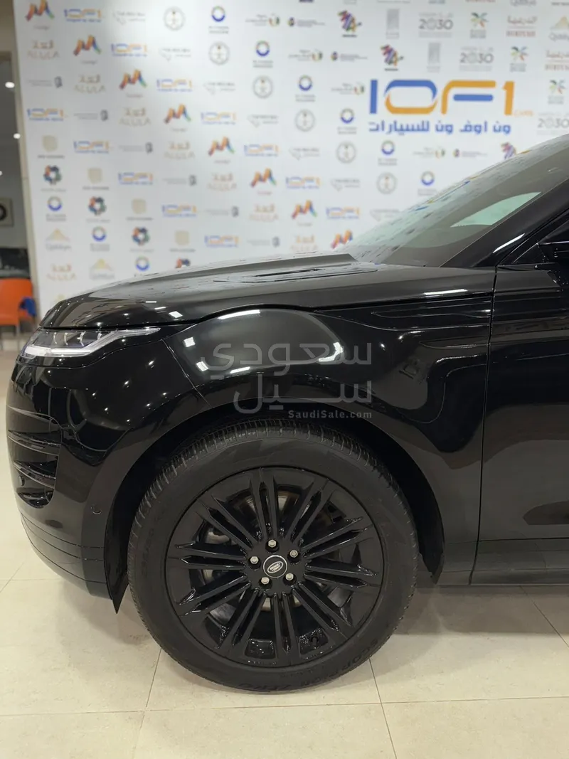 2025 Land Rover Range Rover Evoque Dynamic
