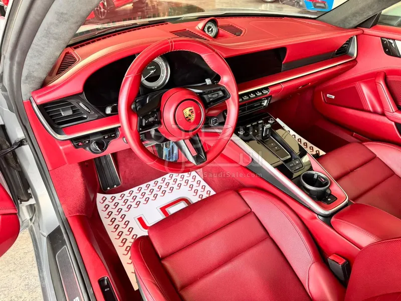 2021 بورش 911 توربو