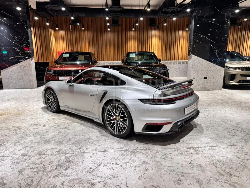 2021 بورش 911 توربو