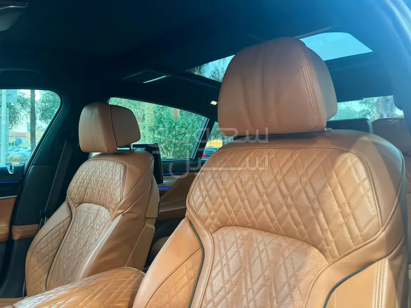2021 BMW 7 Series 730Li