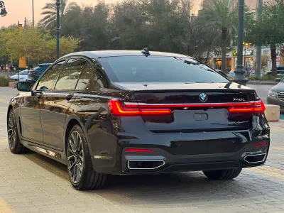 2021 BMW 7 Series 730Li