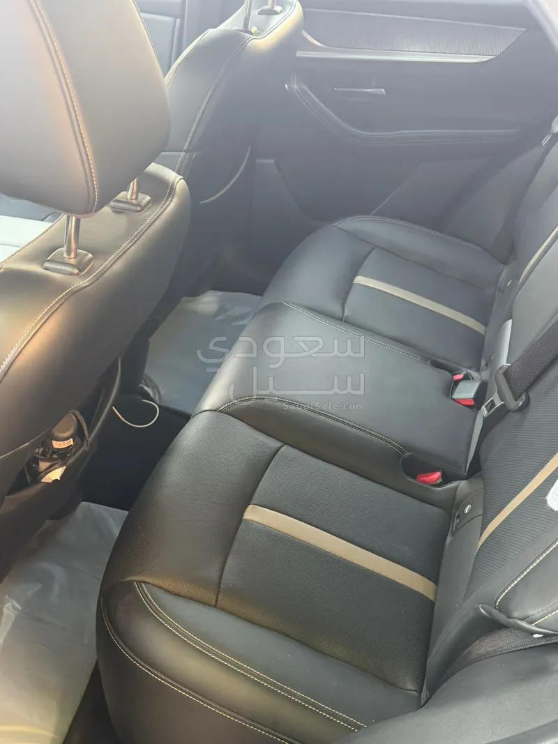 2025 مازدا سي اكس 60