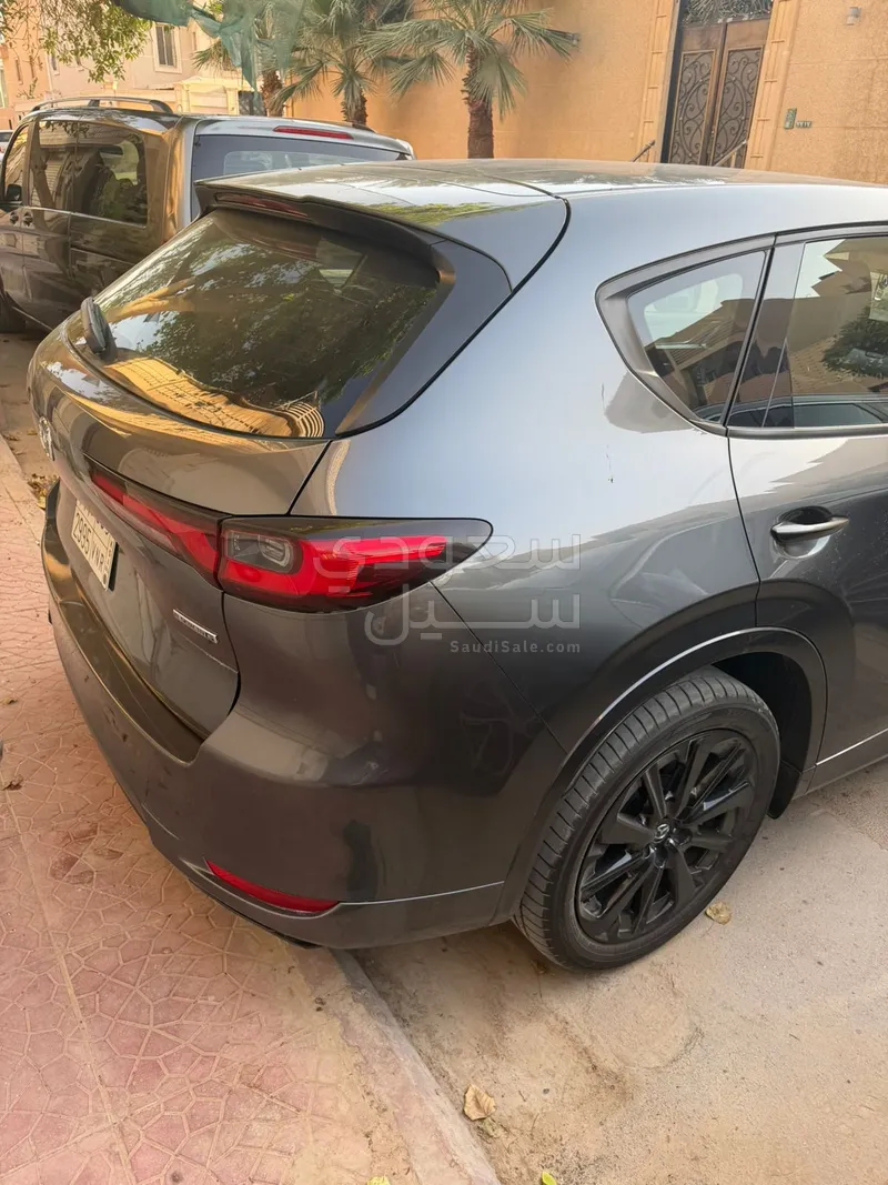 2025 مازدا سي اكس 60