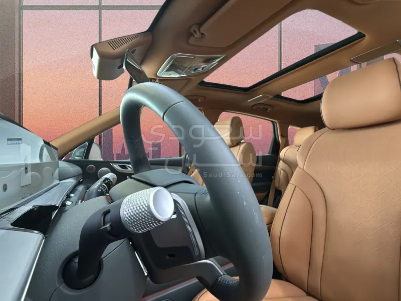 2025 جينيسيس جي في 80
