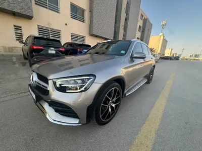 2020 مرسيدس - بنز جي إل سي 200 اي ام جي
