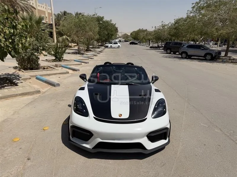 2025 بورش 718 سبايدر