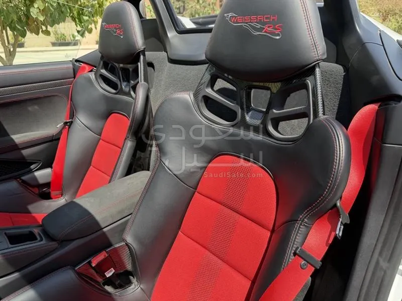 2025 بورش 718 سبايدر